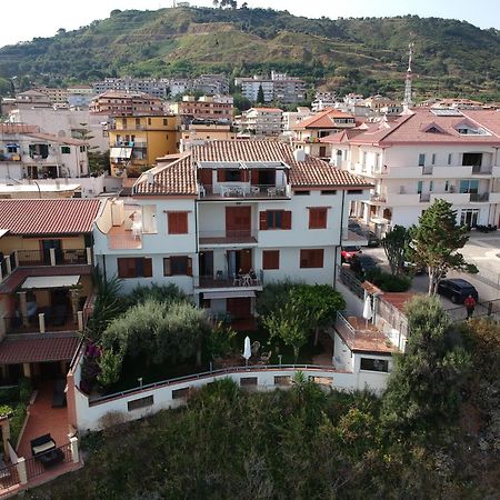 Caia Appartamenti Tropea Kültér fotó