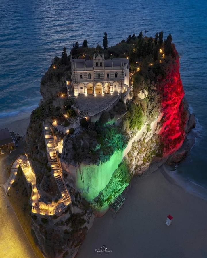 Caia Appartamenti Tropea Kültér fotó