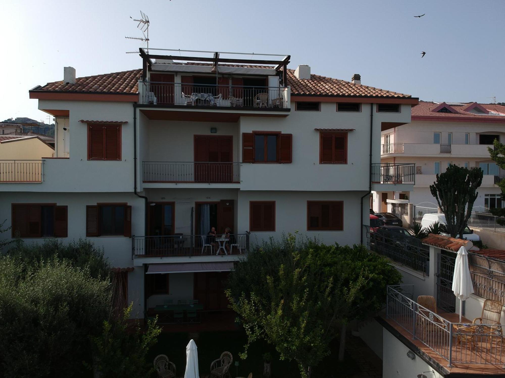 Caia Appartamenti Tropea Kültér fotó